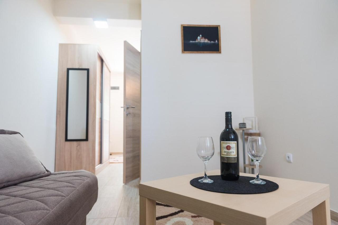 " Tiamat " Apartmani Тиват Экстерьер фото