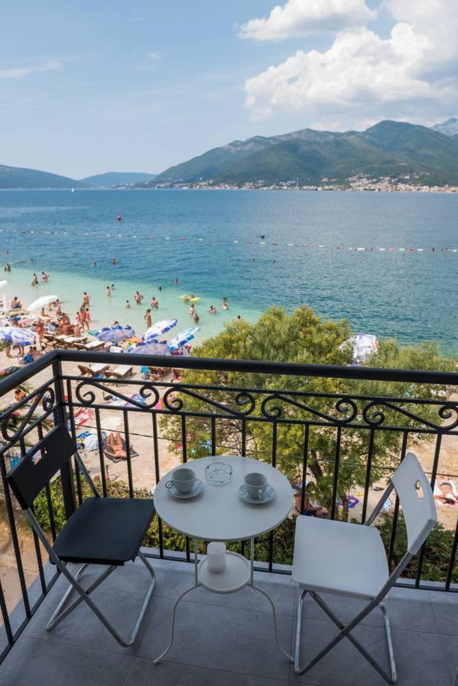 " Tiamat " Apartmani Тиват Экстерьер фото