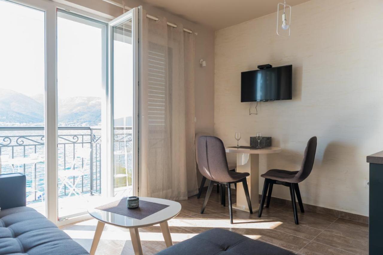 " Tiamat " Apartmani Тиват Экстерьер фото