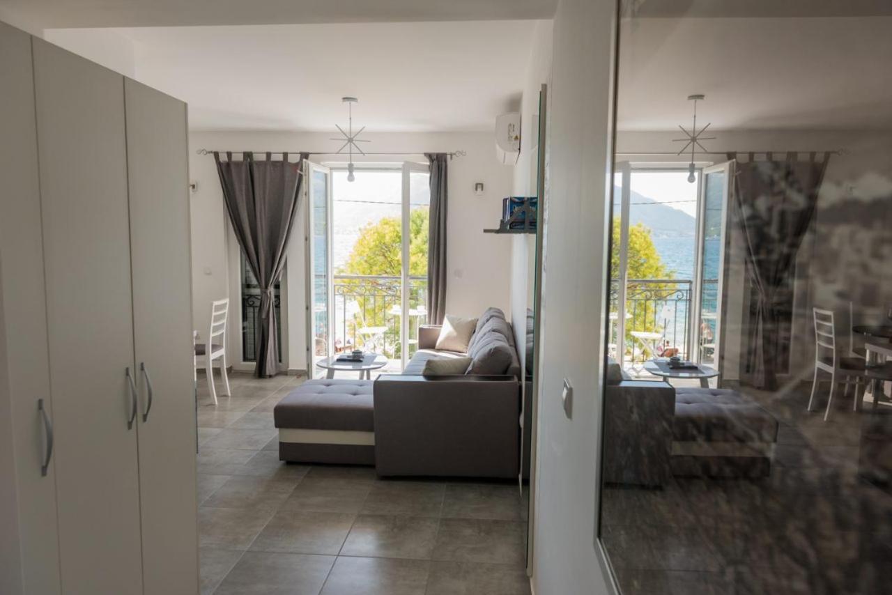 " Tiamat " Apartmani Тиват Экстерьер фото